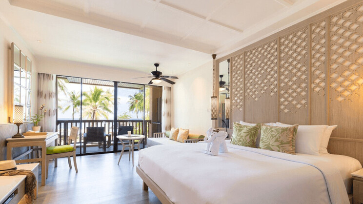 Katathani Phuket Beach Resort